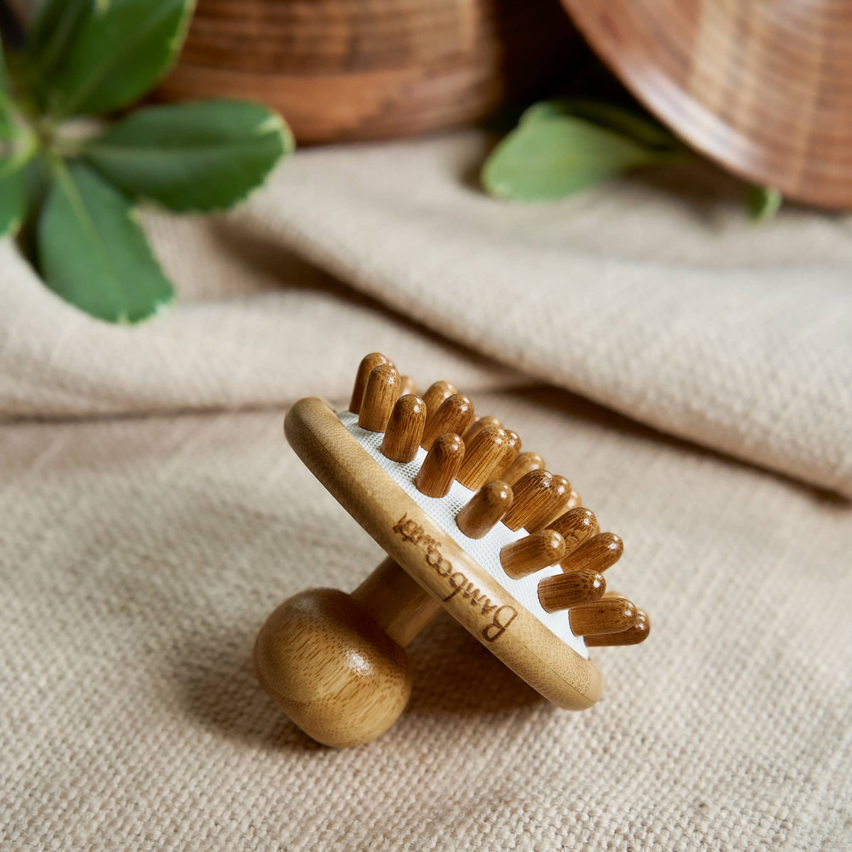 Scalp Massager & Stimulator | Bamboo | Hair Care